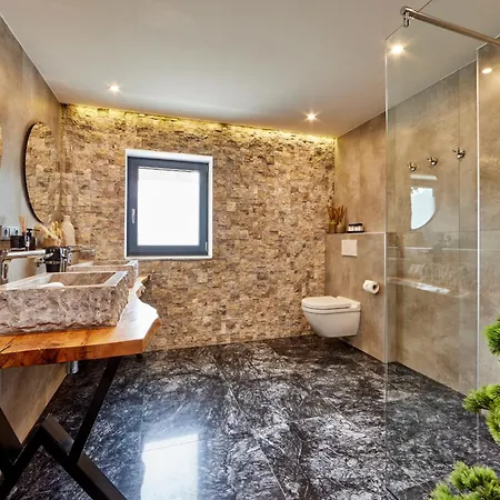 Private & Garden Alpi 加爾米施-帕滕基興