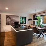 Private & Garden Alpi Mit Sauna Und Whirlpool * Garmisch-Partenkirchen