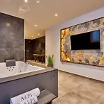 Lejlighed Private & Garden Alpi Mit Sauna Und Whirlpool