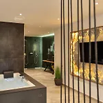 Lägenhet Private & Garden Alpi Mit Sauna Und Whirlpool *