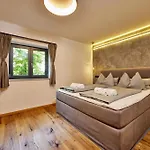 Private & Garden Alpi Mit Sauna Und Whirlpool Lejlighed *