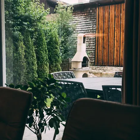 Lägenhet Private & Garden Alpi Mit Sauna Und Whirlpool