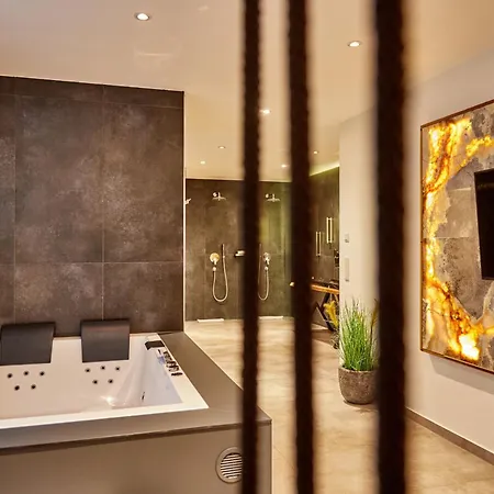 Apartmán Private & Garden Alpi Mit Sauna Und Whirlpool *