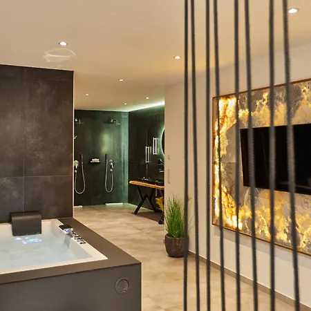 Appartement Private & Garden Alpi Mit Sauna Und Whirlpool *