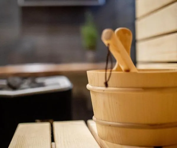 Private & Garden Alpi Mit Sauna Und Whirlpool